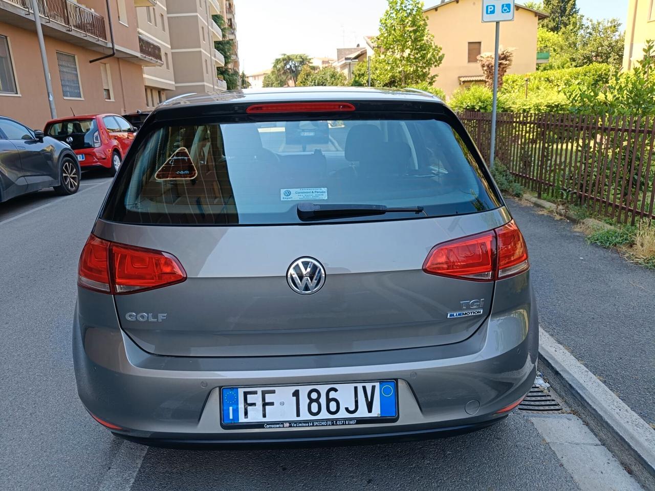 Volkswagen Golf 1.4 Benzina Metano
