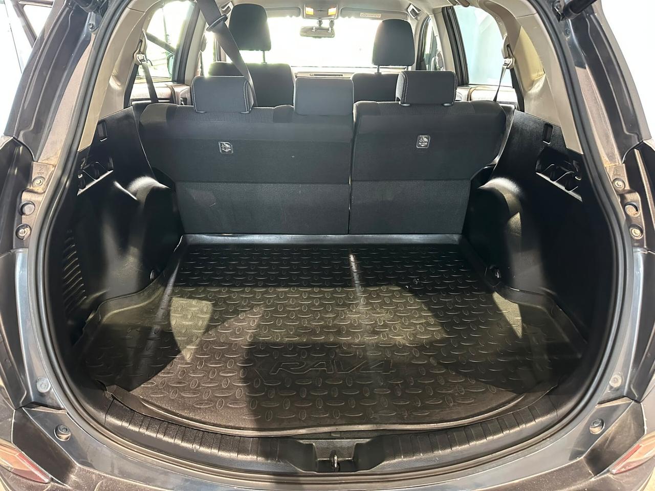 Toyota RAV 4 RAV4 2.0 D-4D 2WD