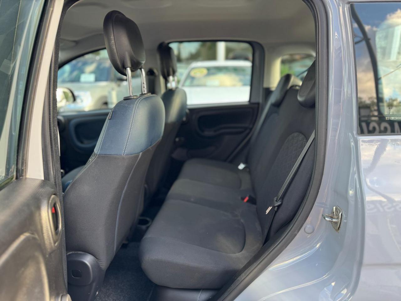 FIAT Panda Cross 1.0 FireFly S&S Hybrid UniPro UConnect 7 Pollici