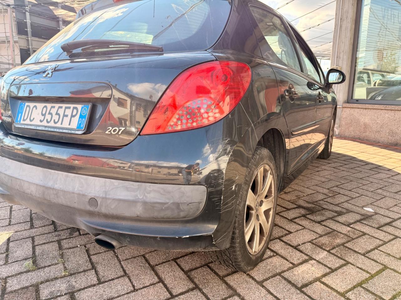Peugeot 207 1.6 HDi 90CV 5p. XS