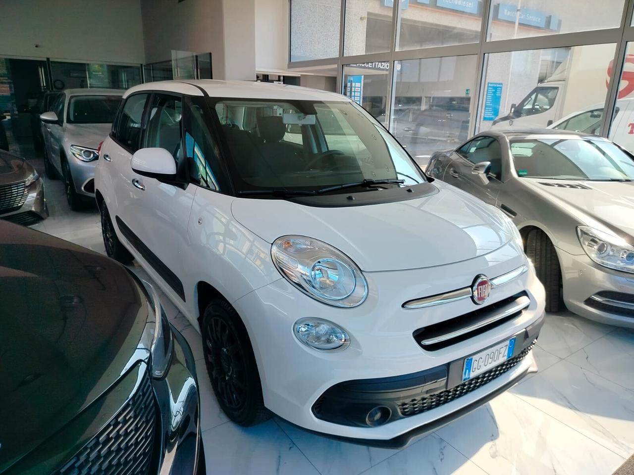 Fiat 500L Pro 1.6 MJT 120CV Mirror