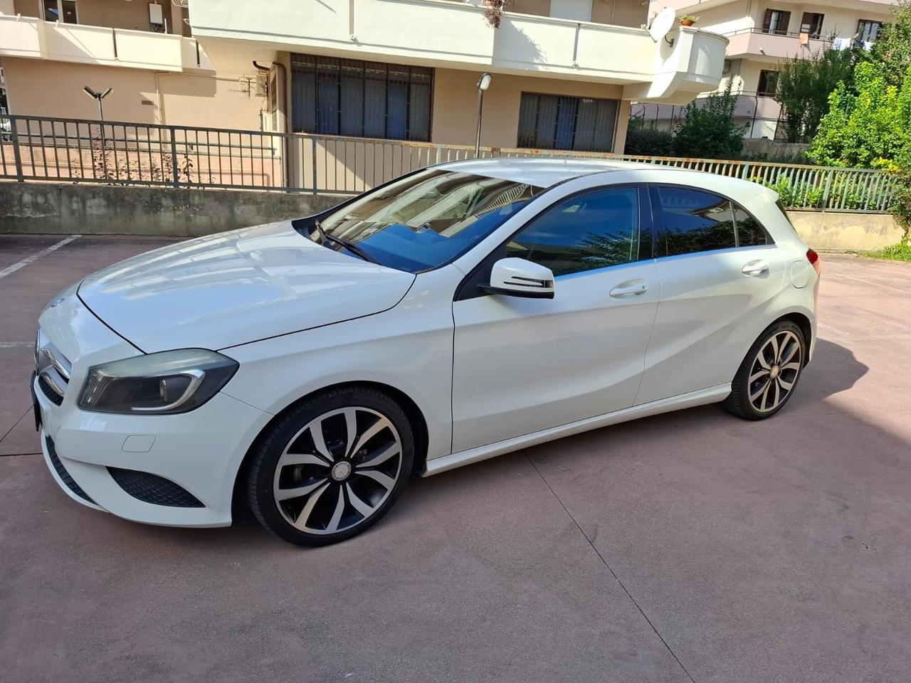 Mercedes-benz A 180 A 180 CDI Premium