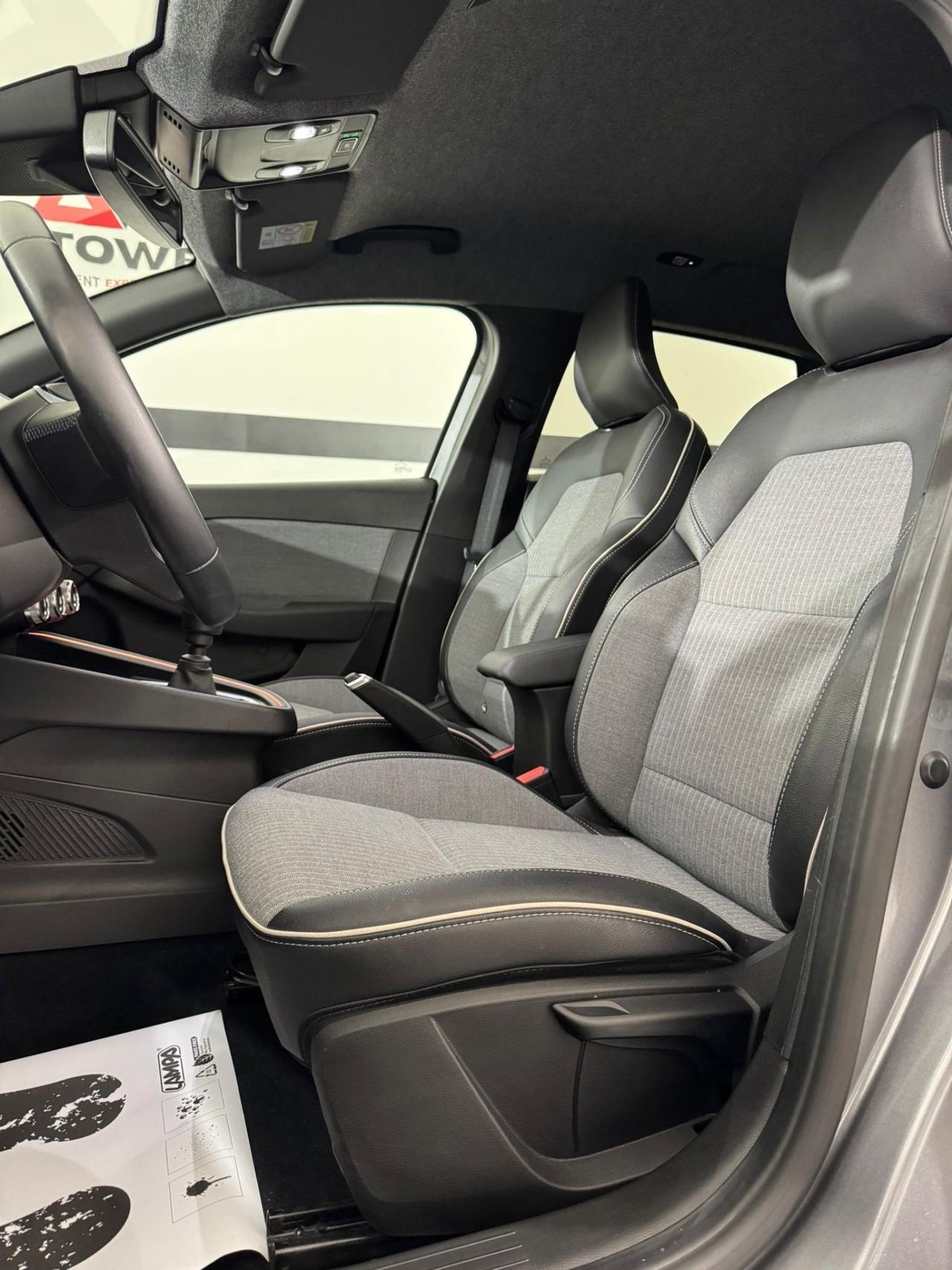 Renault Clio TCe 90 CV 5 porte Techno* NEOPATENTATI*