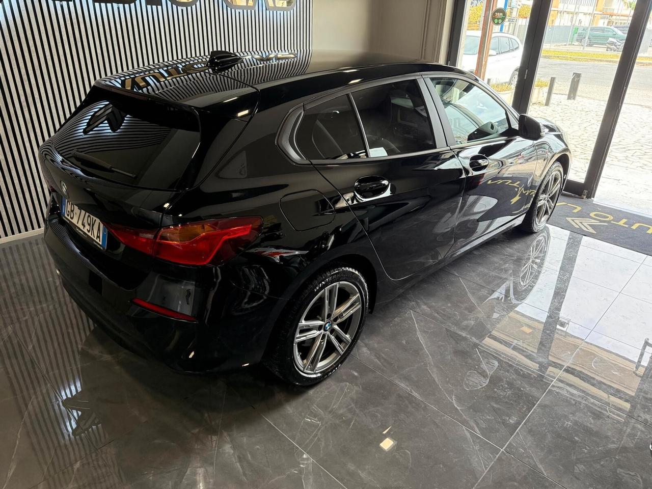 Bmw 116 116d 5p. Business