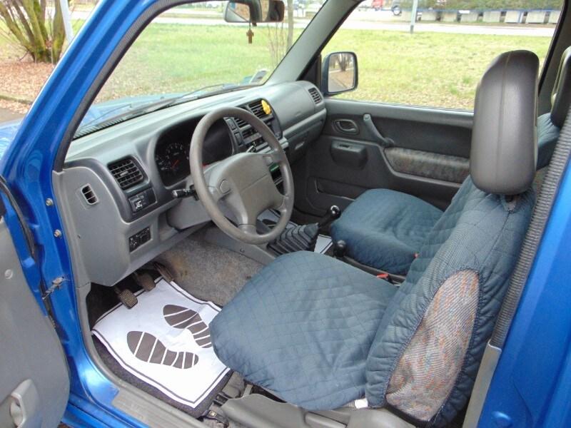 SUZUKI Jimny 3ª serie Jimny 1.3i 16V cat 4WD JLX