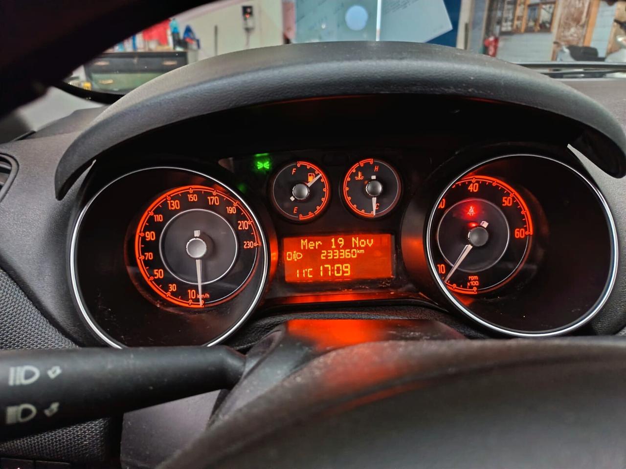 Fiat Punto 1.3 MJT II S&S 95 CV 5 porte Street