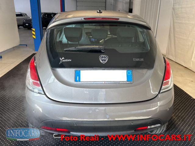 LANCIA Ypsilon 1.0 Hybrid 70 CV Gold - PROMO