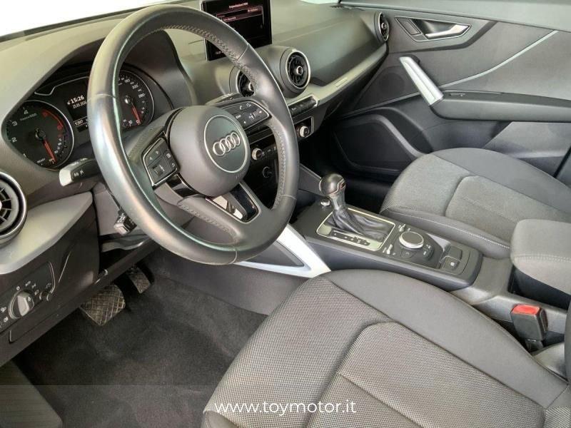 Audi Q2 30 TDI S tronic Identity Black