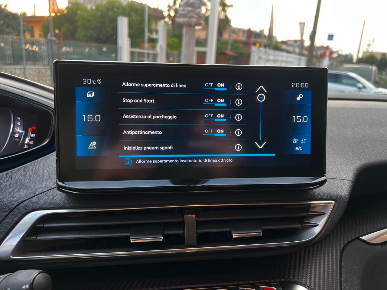 Peugeot 3008 BlueHDi 130 CV-2021-AUTOMATICA