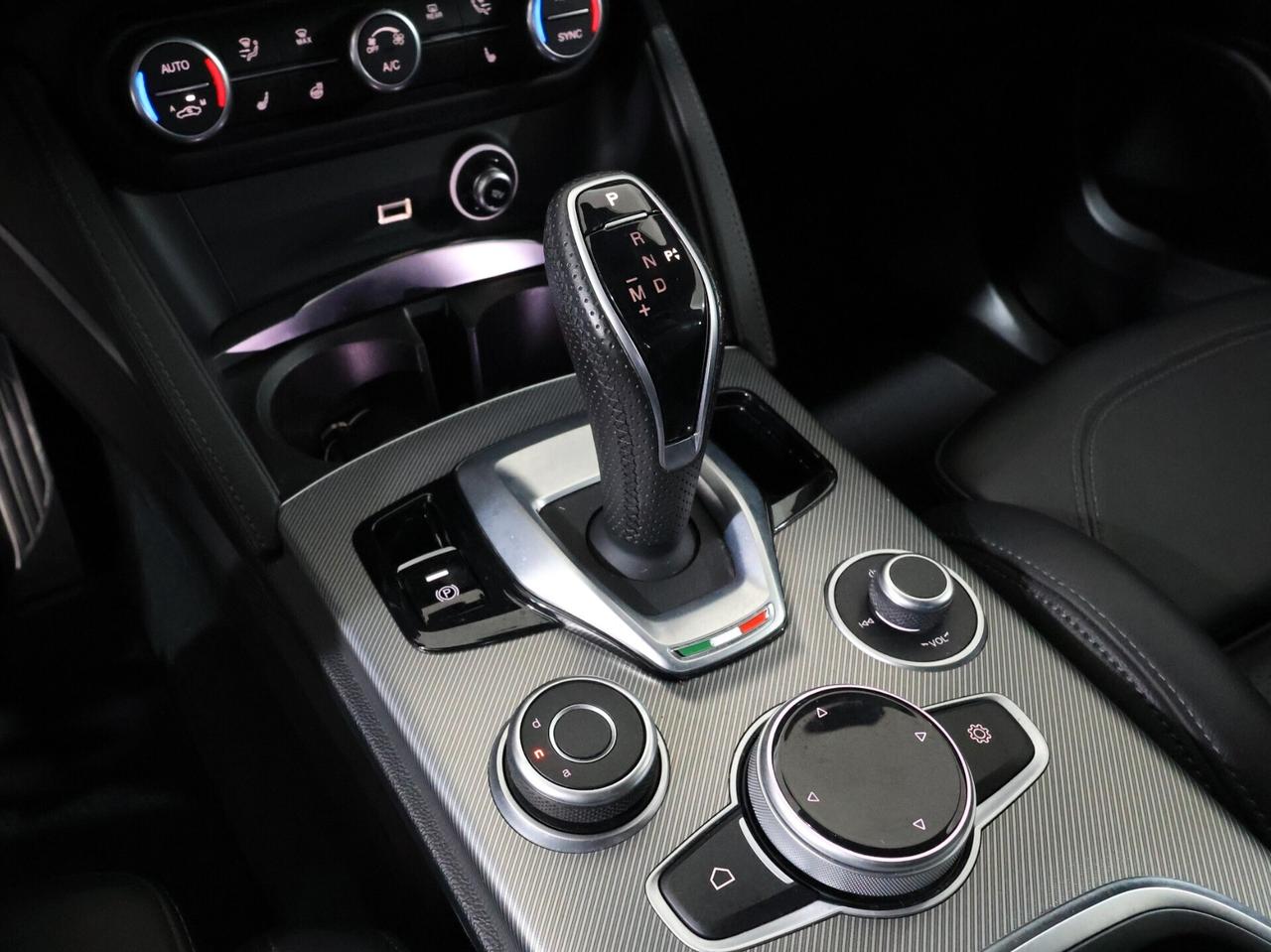 Alfa Romeo Stelvio 2.2 TD 210 CV AT8 Q4 Veloce 2023