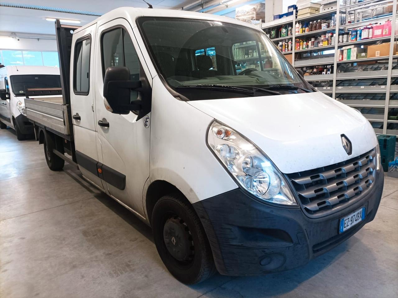 Renault Master T35 2.3 dCi/125 PL-DC Cabinato E5