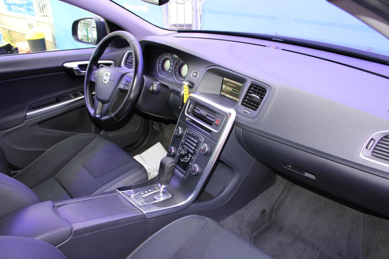 Volvo V60 D3 Geartronic Kinetic