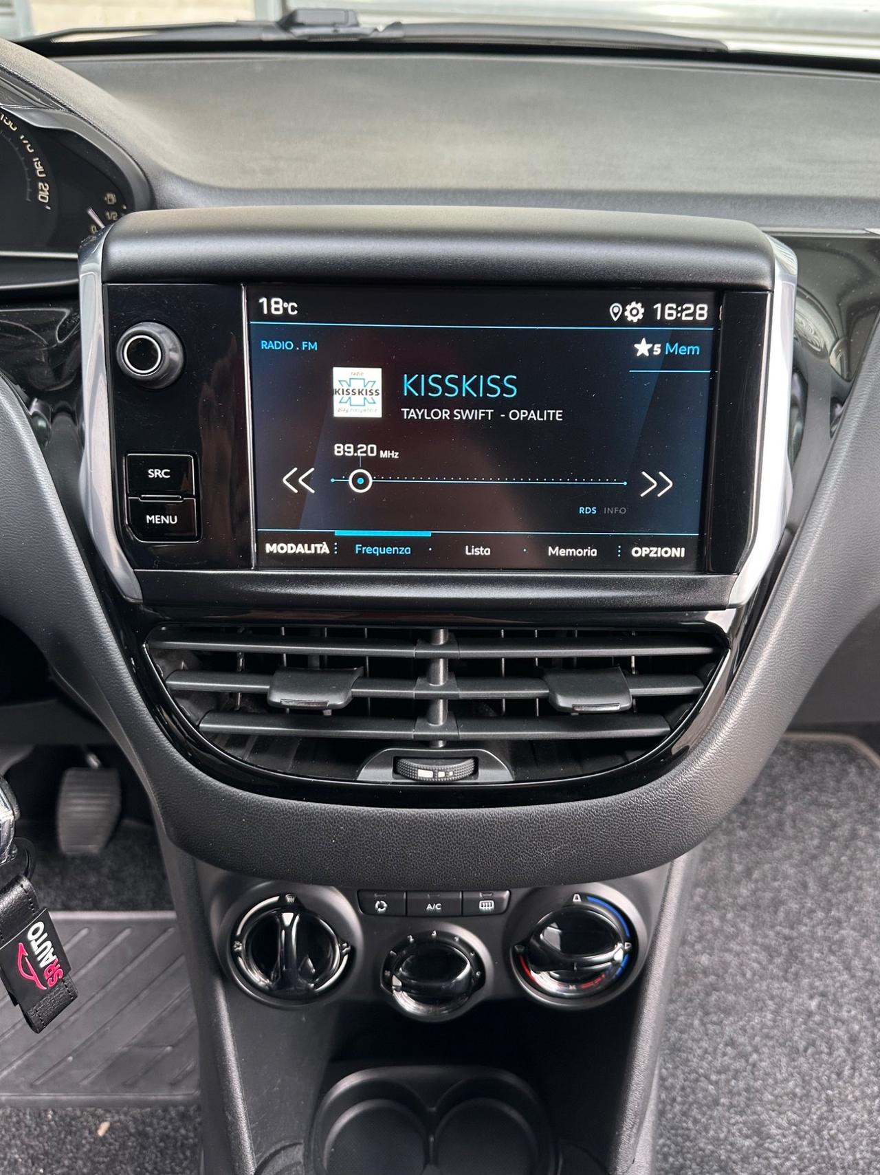 Peugeot 208 1.5 BlueHDi 100cv 5p. Allure