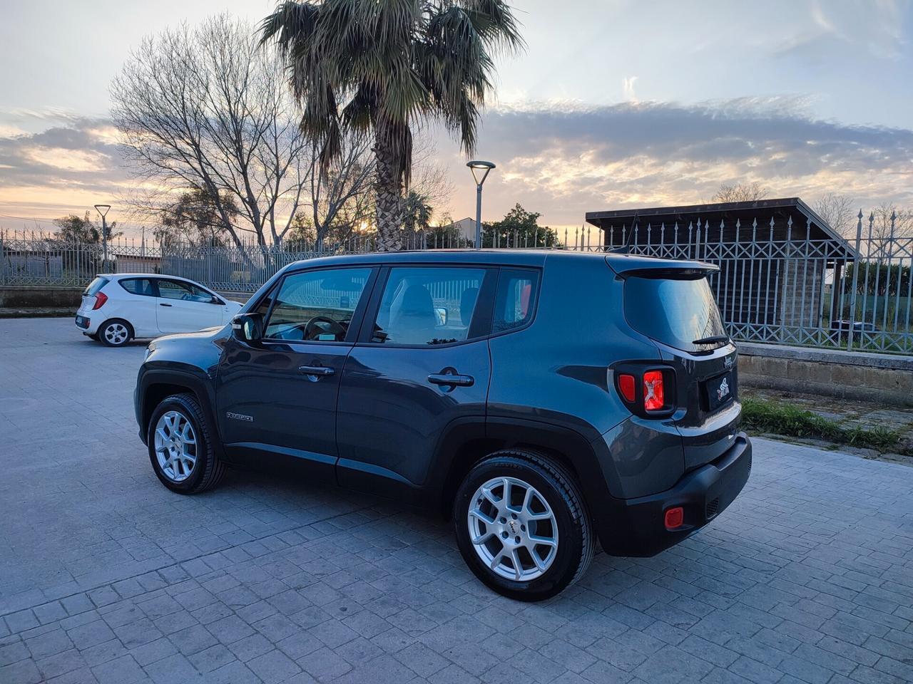 Jeep Renegade LIMITED 1.6 MJET 130 CV SCHERMO GRANDE DA VETRINA