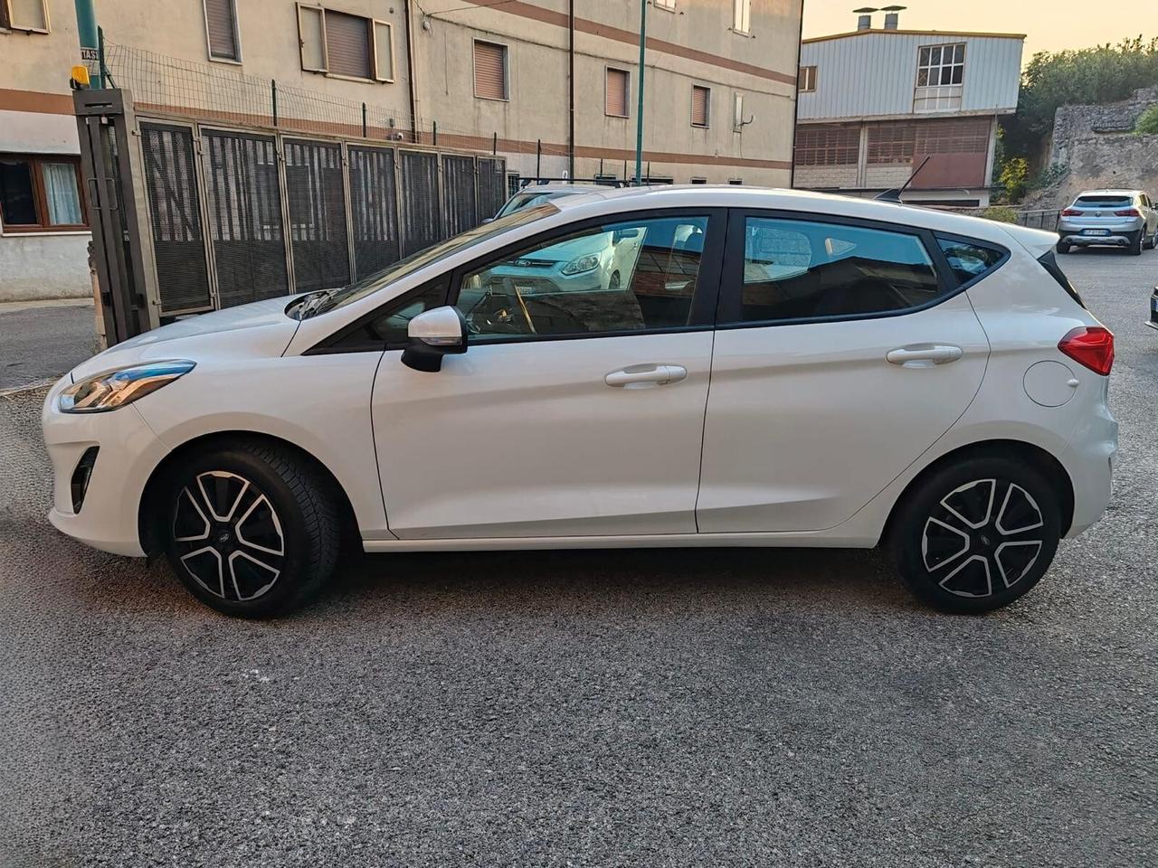 Ford Fiesta 1.5 TDCI 85CV FULL LED