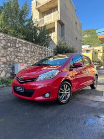 Toyota Yaris 1.0 5 porte Lounge NEOPATENTATI