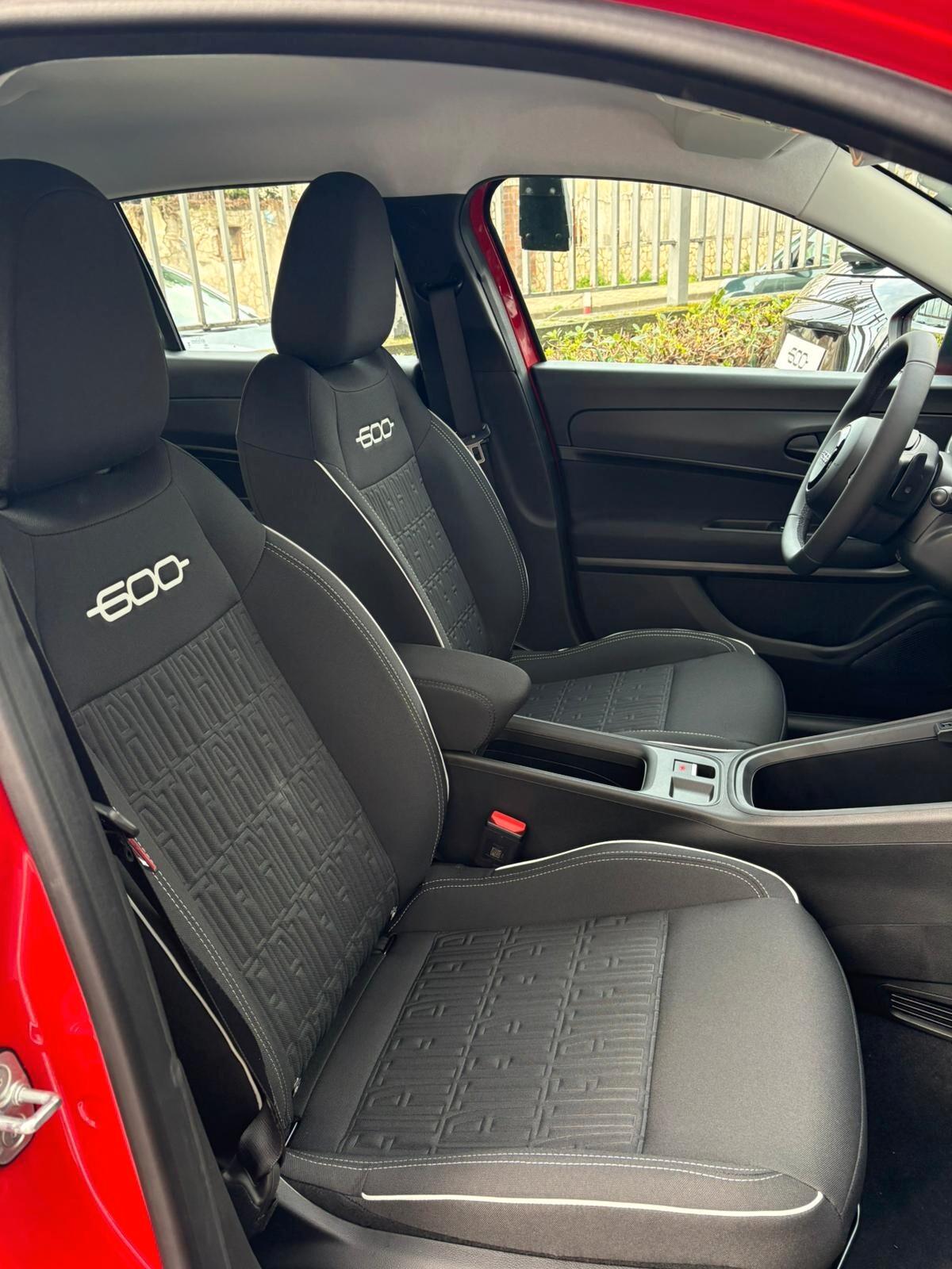 Fiat 600 Hybrid 100 CV DCT MHEV