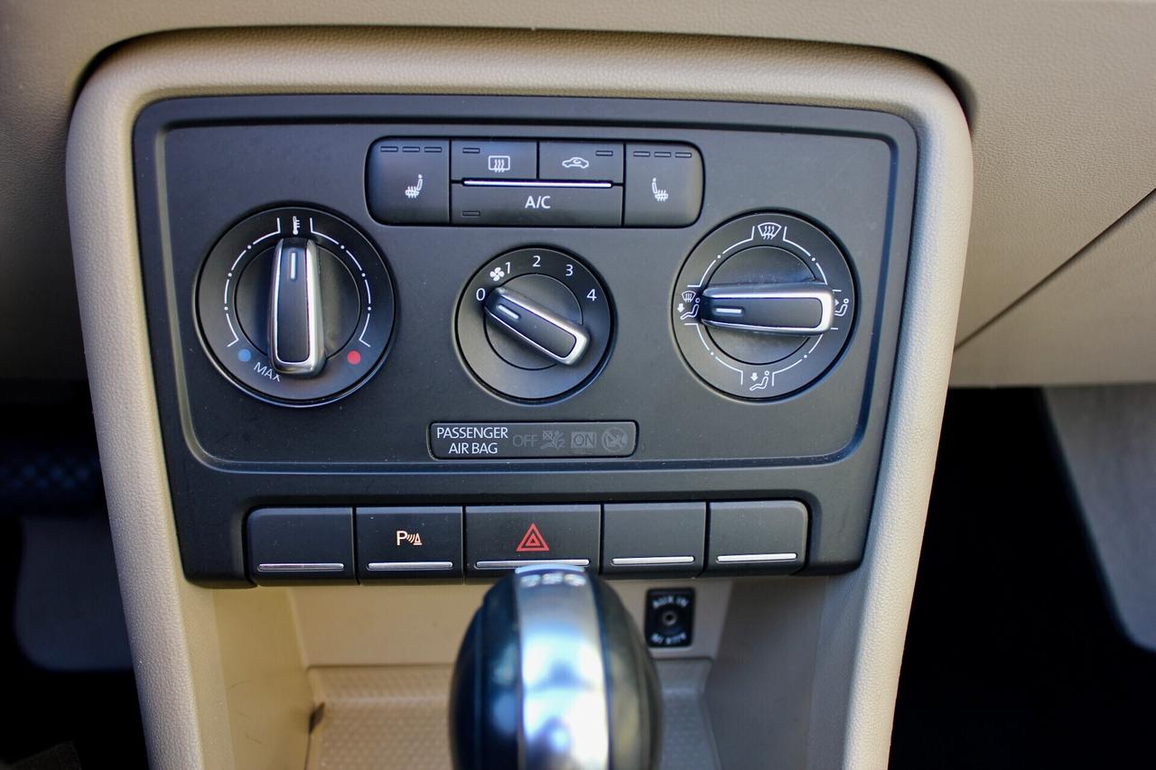 Volkswagen Maggiolino Cabrio 1.2 DSG TSI SENSORI DI PARCHEGGIO