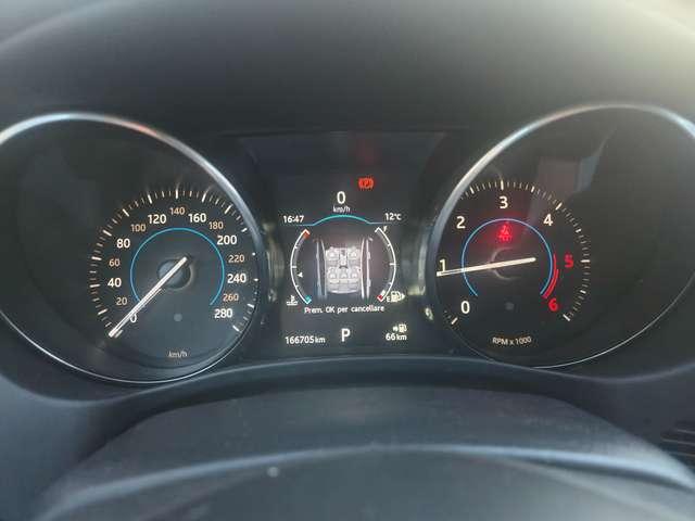 Jaguar XE XE 2.0d Portfolio 180cv auto