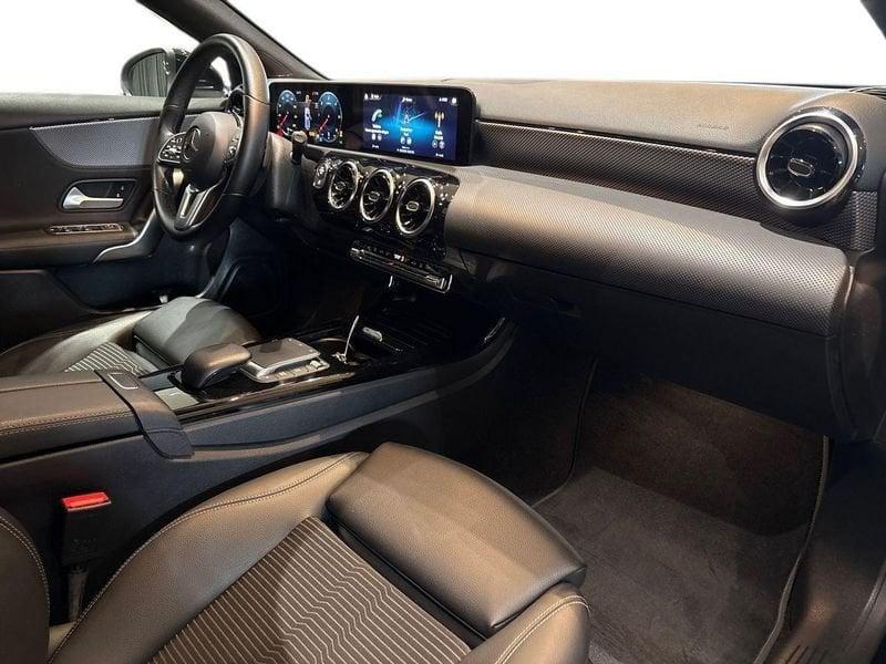 Mercedes-Benz Classe A A 200 d Sport auto