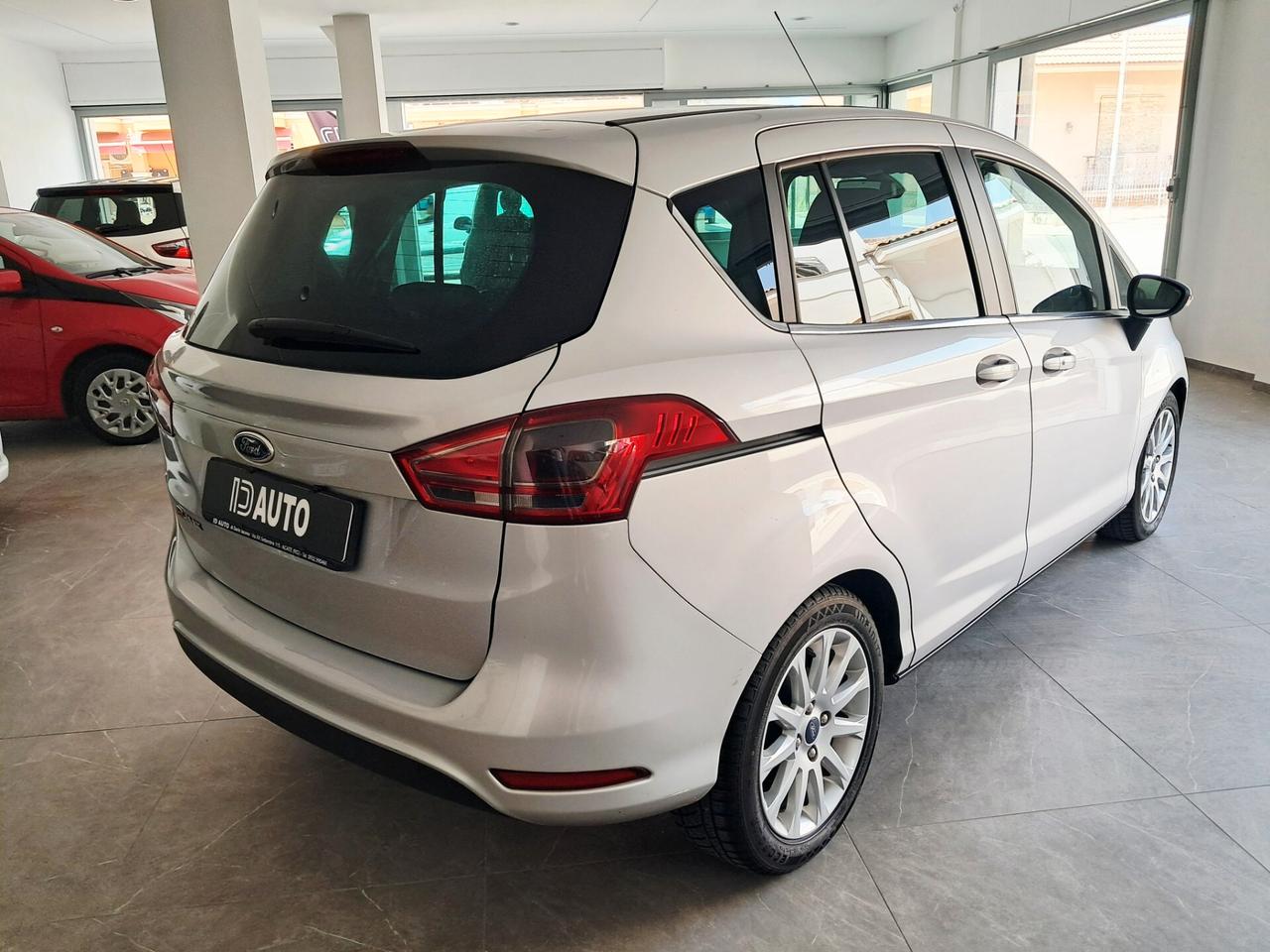 Ford B-Max 1.5 TDCi 75 CV Titanium