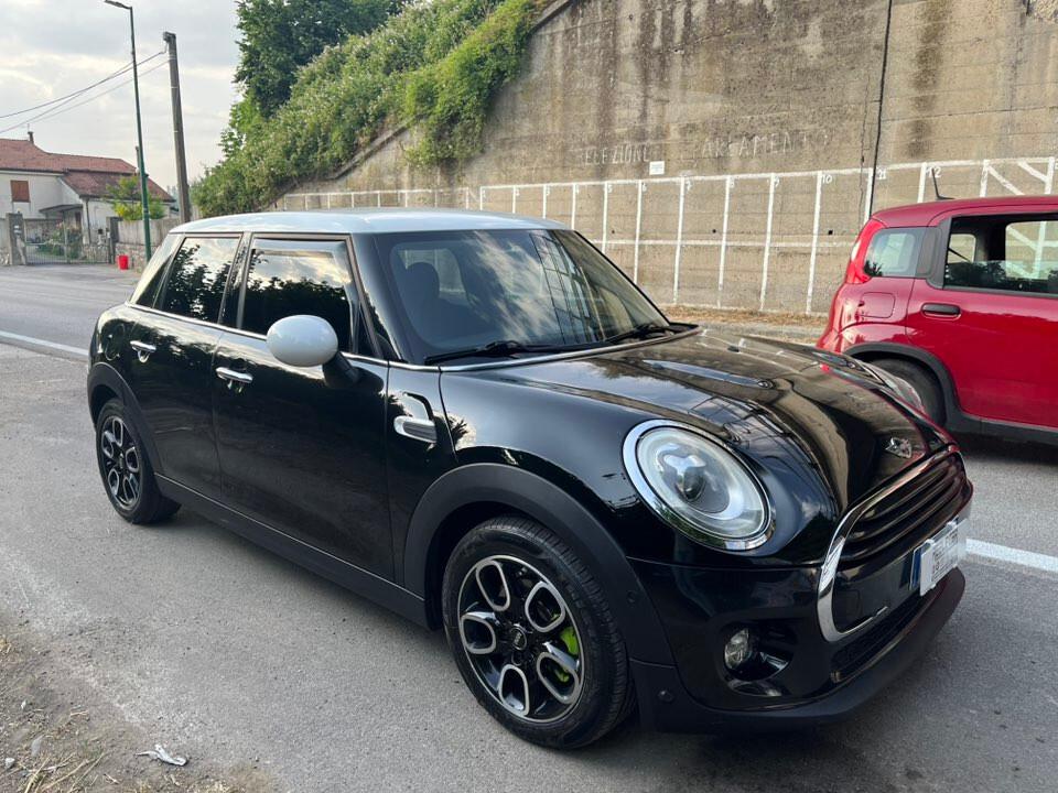 Mini COOPER 1.5 D 116CV Hype 5 porte