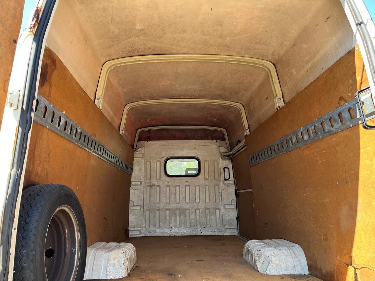 Iveco turbo Daily 35-12 -2.8- km 210000-1997
