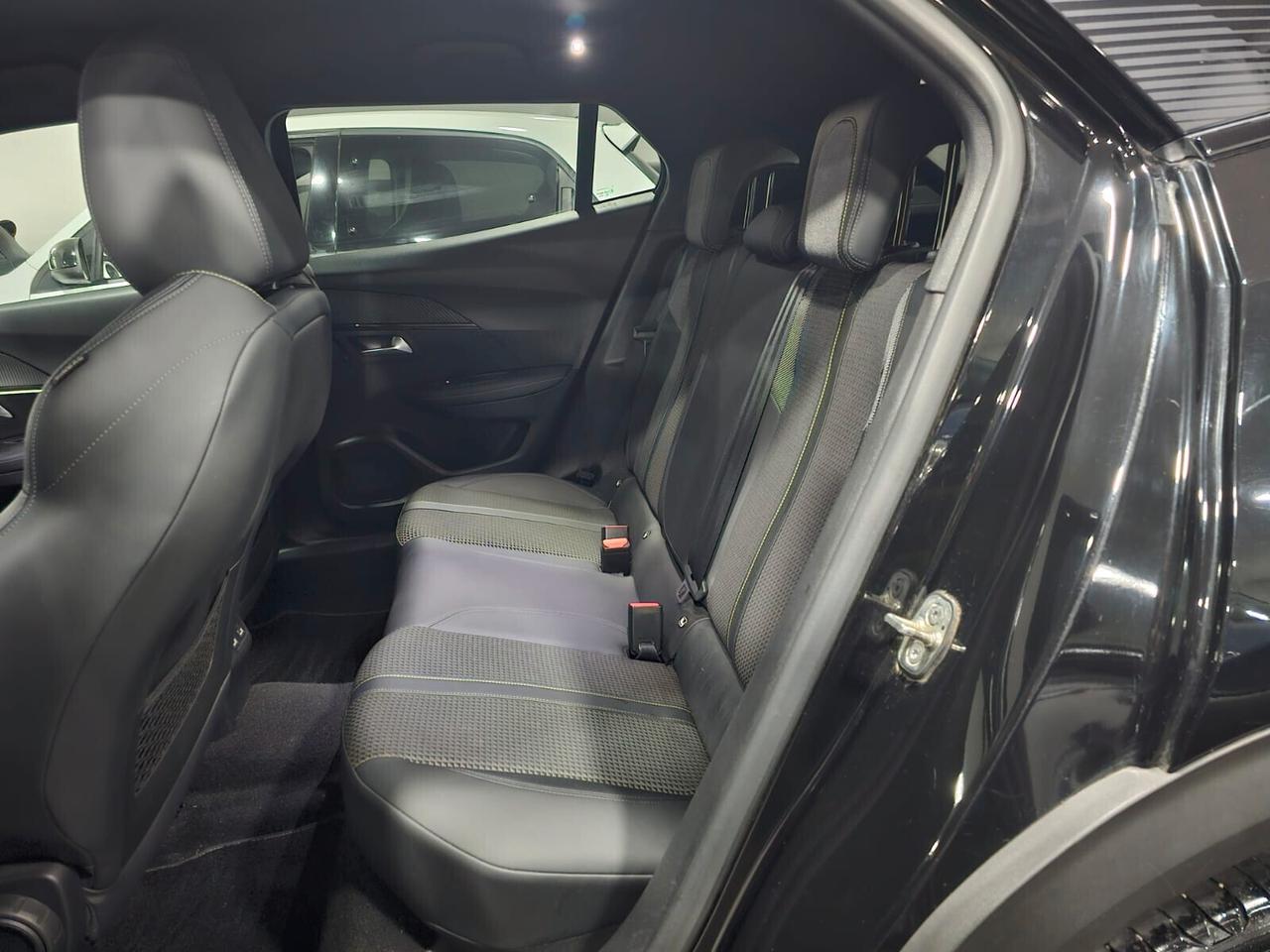 NUOVA PEUGEOT 2008 GT-LINE 1.5 BLUEHDI 131CV EAT8 CAMBIO AUTOMATICO F1