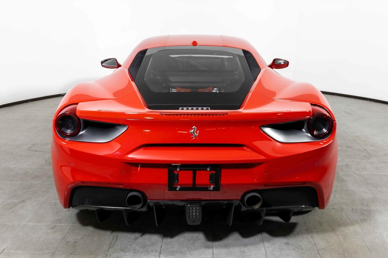 Ferrari 488 GTB V8 NOLEGGIO LUNGO TERMINE - LEASING FULL INCLUSIVE