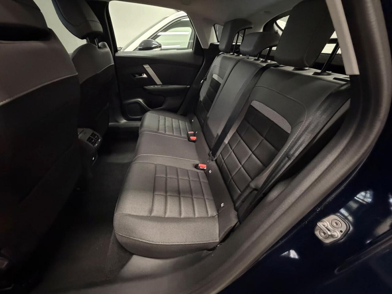 Citroen C4 X Hybrid 136 e-DCS6 Plus rate da € 190 l mese