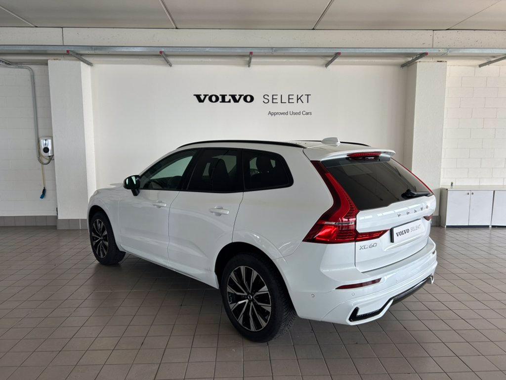 VOLVO XC60 2.0 b4 Plus Dark auto del 2024