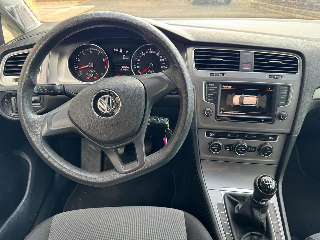 Volkswagen Golf 1.2 benzina 86cv Euro 6 Neop