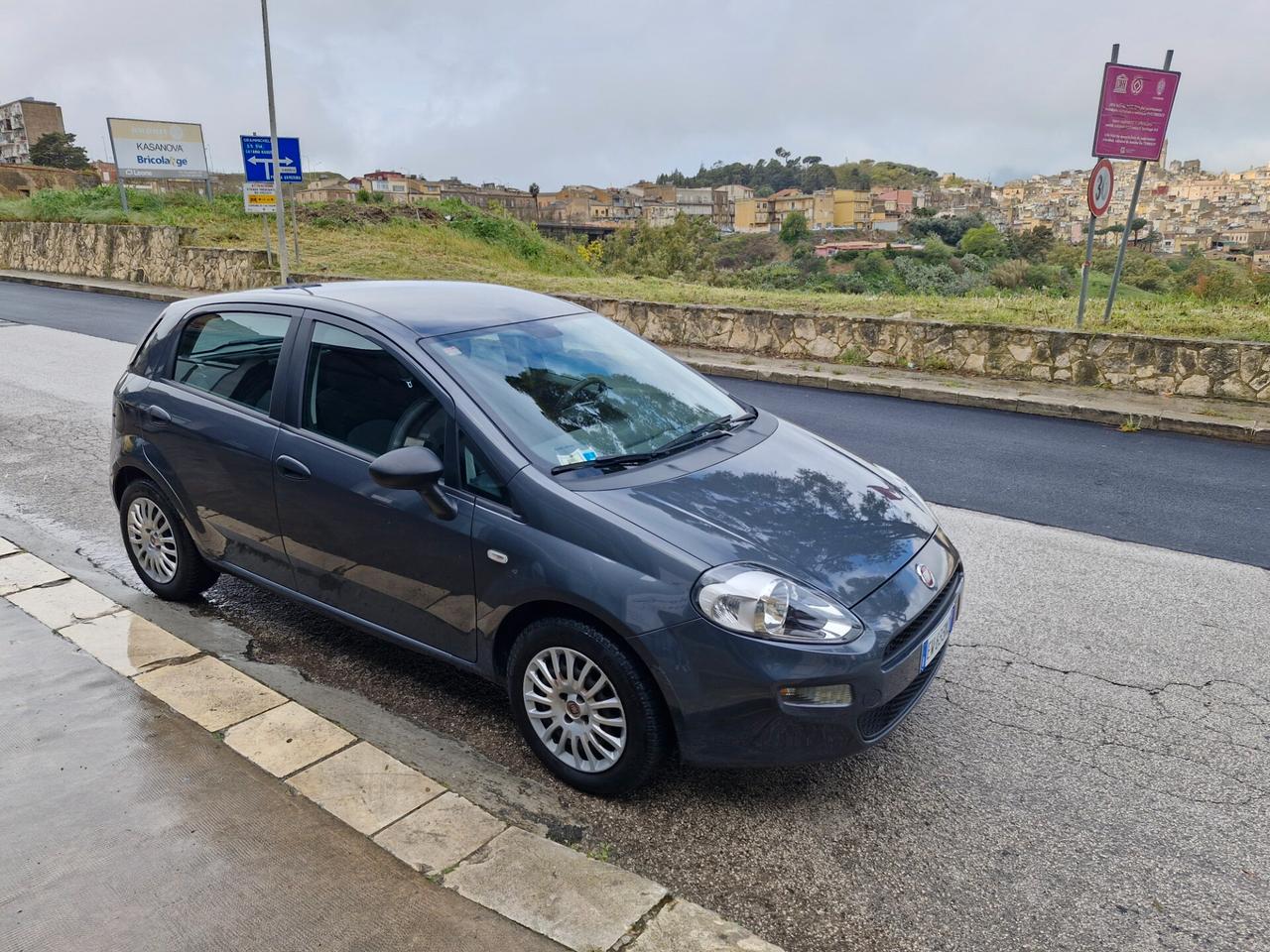 Fiat Punto 1.3 MJT II 75 CV 5 porte Lounge