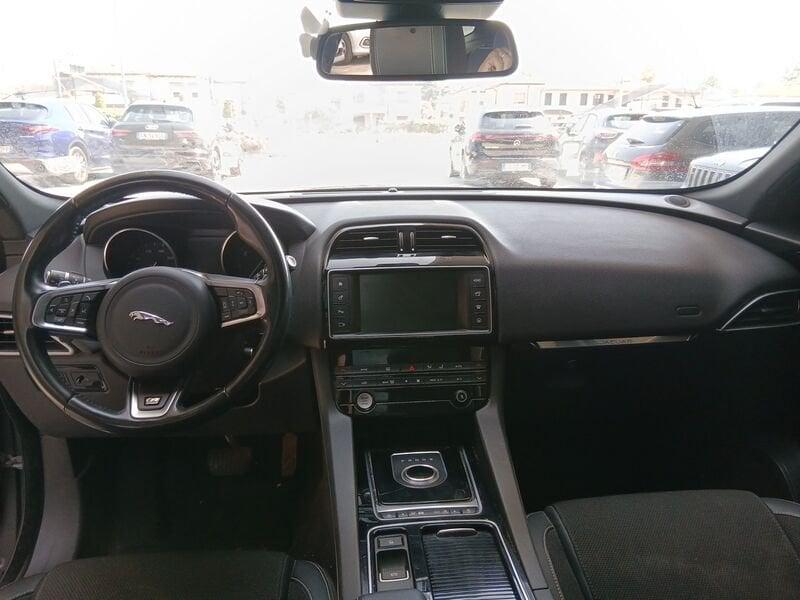 Jaguar F-Pace 2.0D i4 180cv R-SPORT AWD