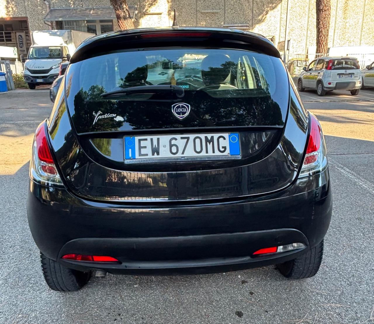 Lancia Ypsilon 0.9 TwinAir 85 CV 5 porte Metano Ecochic Gold