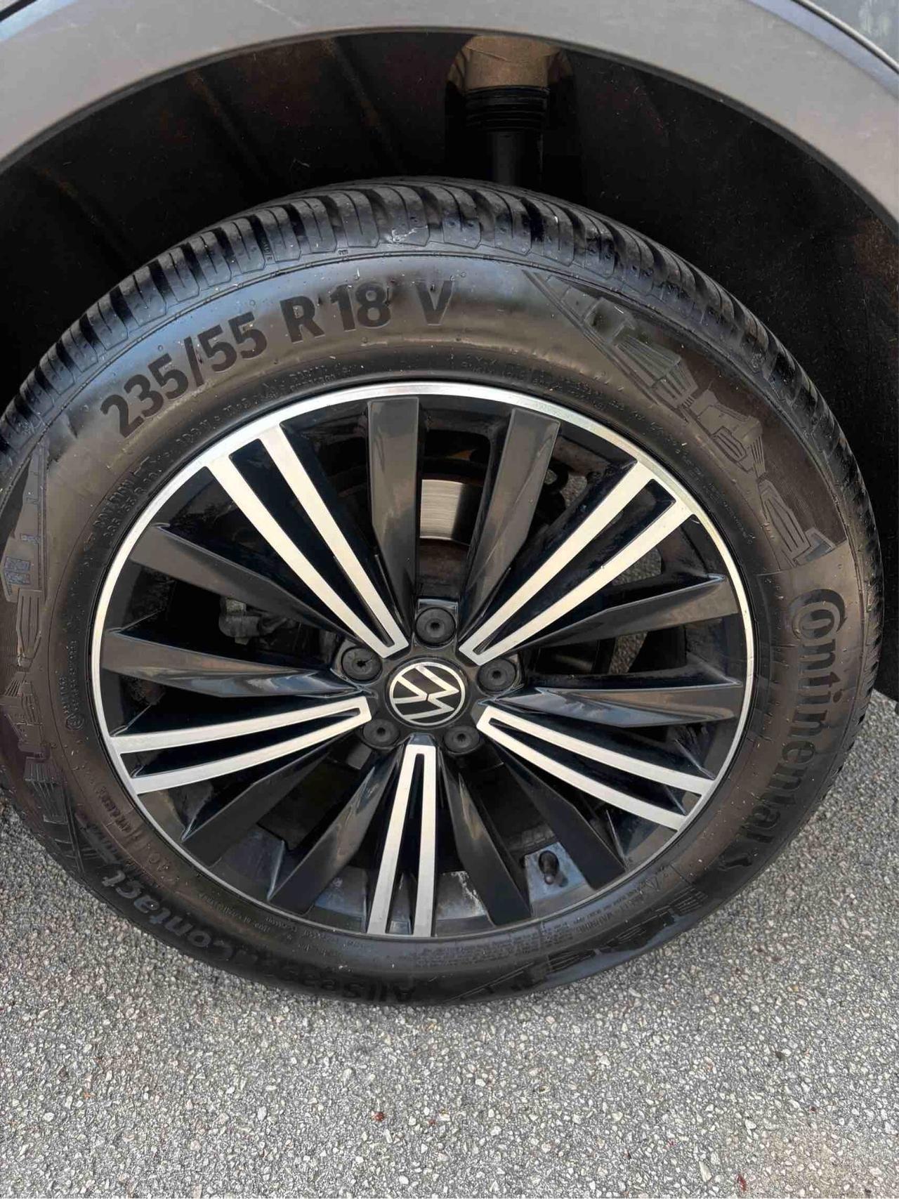 Volkswagen Tiguan 2.0 TDI SCR DSG Business BlueMotion Technology