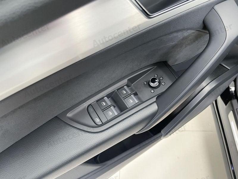 Audi Q5 Sportback 40 tdi Black Line quattro 204cv s-tronic