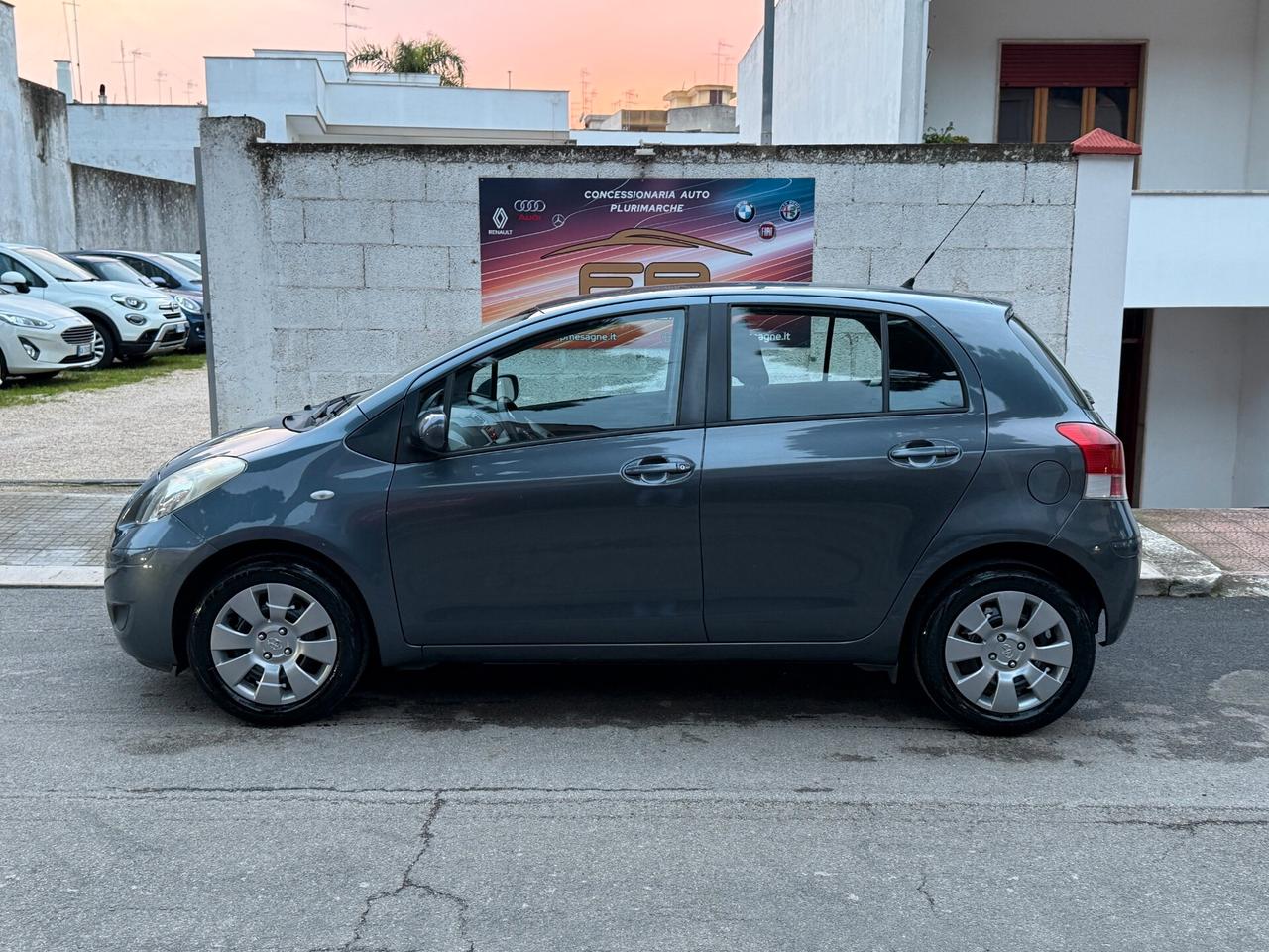 Toyota Yaris 1.0 5 Porte SOLI KM 103.000 - 2009