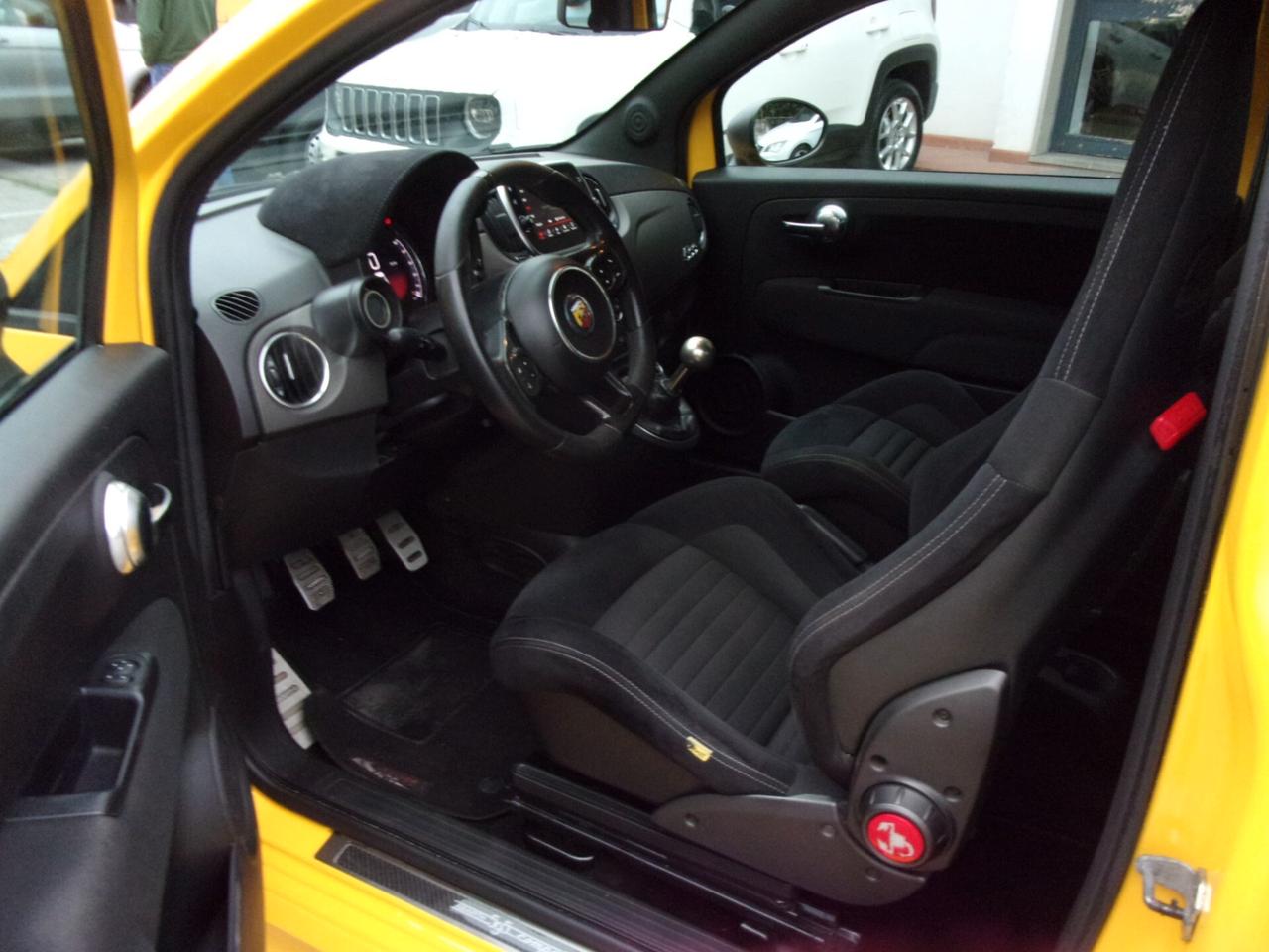 Abarth 595 1.4 Turbo T-Jet 180 CV Competizione