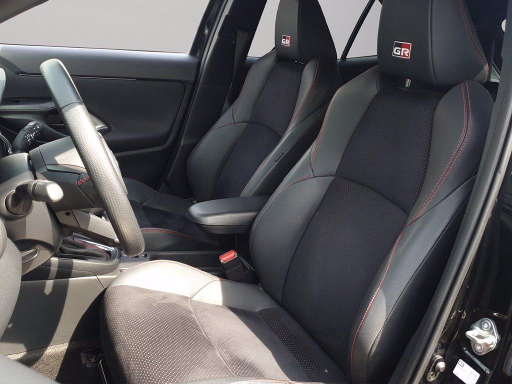 TOYOTA Yaris cross 1.5h gr sport black sky fwd 116cv e-cvt del 2024