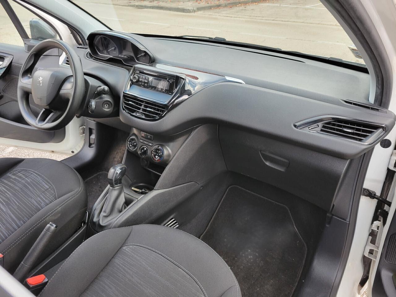 Peugeot 208 1.6 BlueHDi 75cv Active AUTOCARRO 2 POSTI NEOPATENTATI