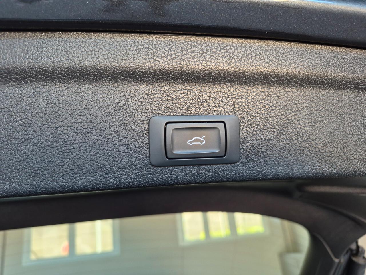 Audi Q3 SPORTBACK 35 TDI QUATTRO S TRONIC S LINE LED NAVI APPLE CARPLAY / ANDROID AUTO