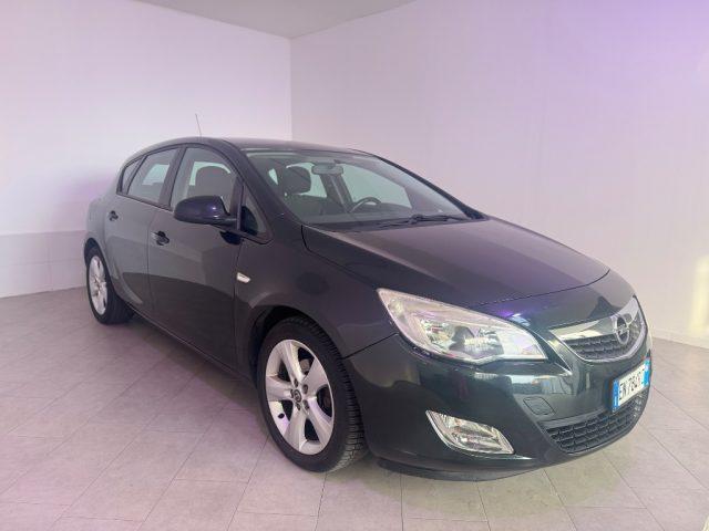 OPEL Astra 1.3 CDTI 95CV S&S 5 porte Cosmo