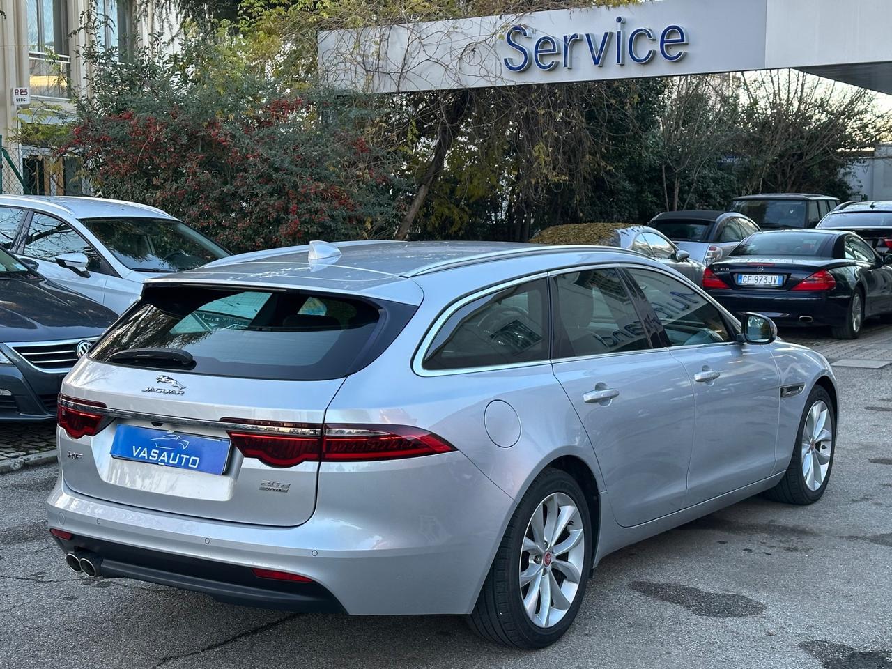 Jaguar XF Sportbrake 2.0 D 180 CV AWD aut. Portfolio