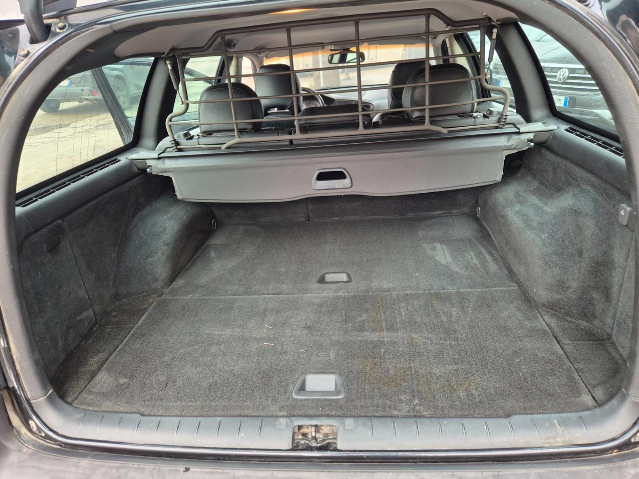 Volvo V70/XC70 V70 2.4 D5 20V cat aut. AWD