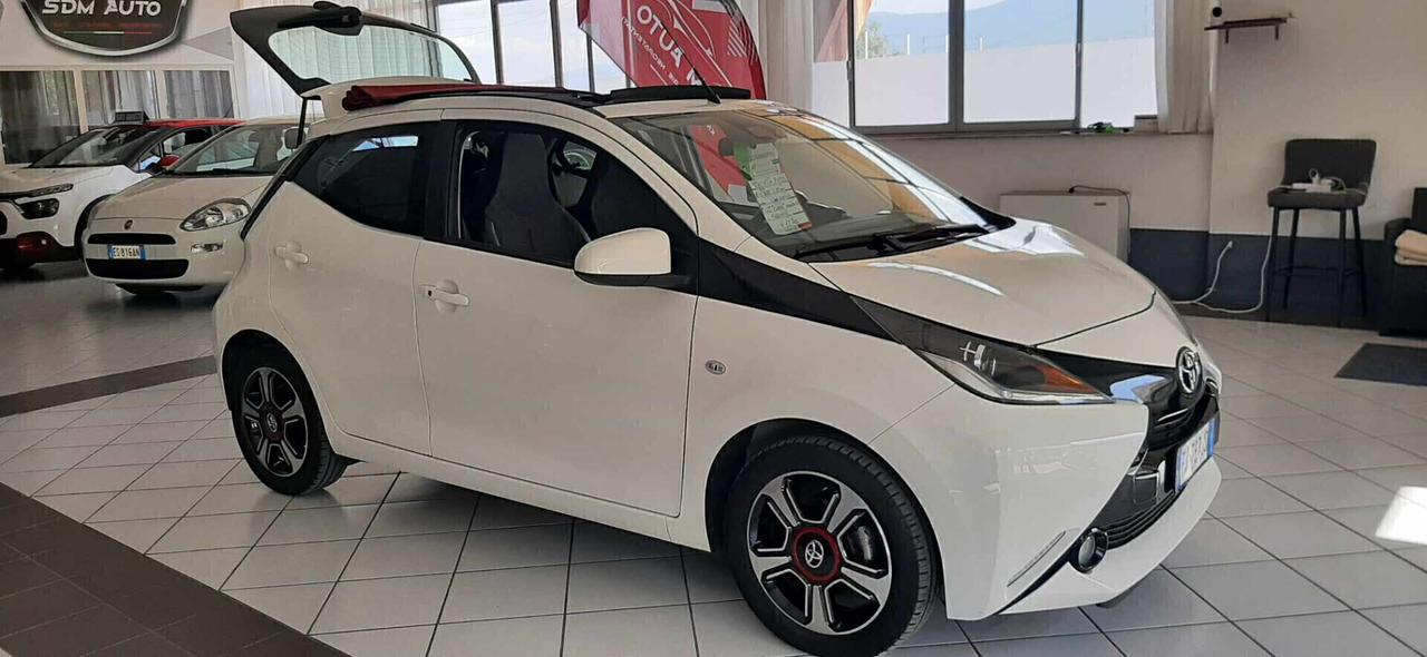 Toyota Aygo 1.0 VVT-i 69 CV 5 porte x-business