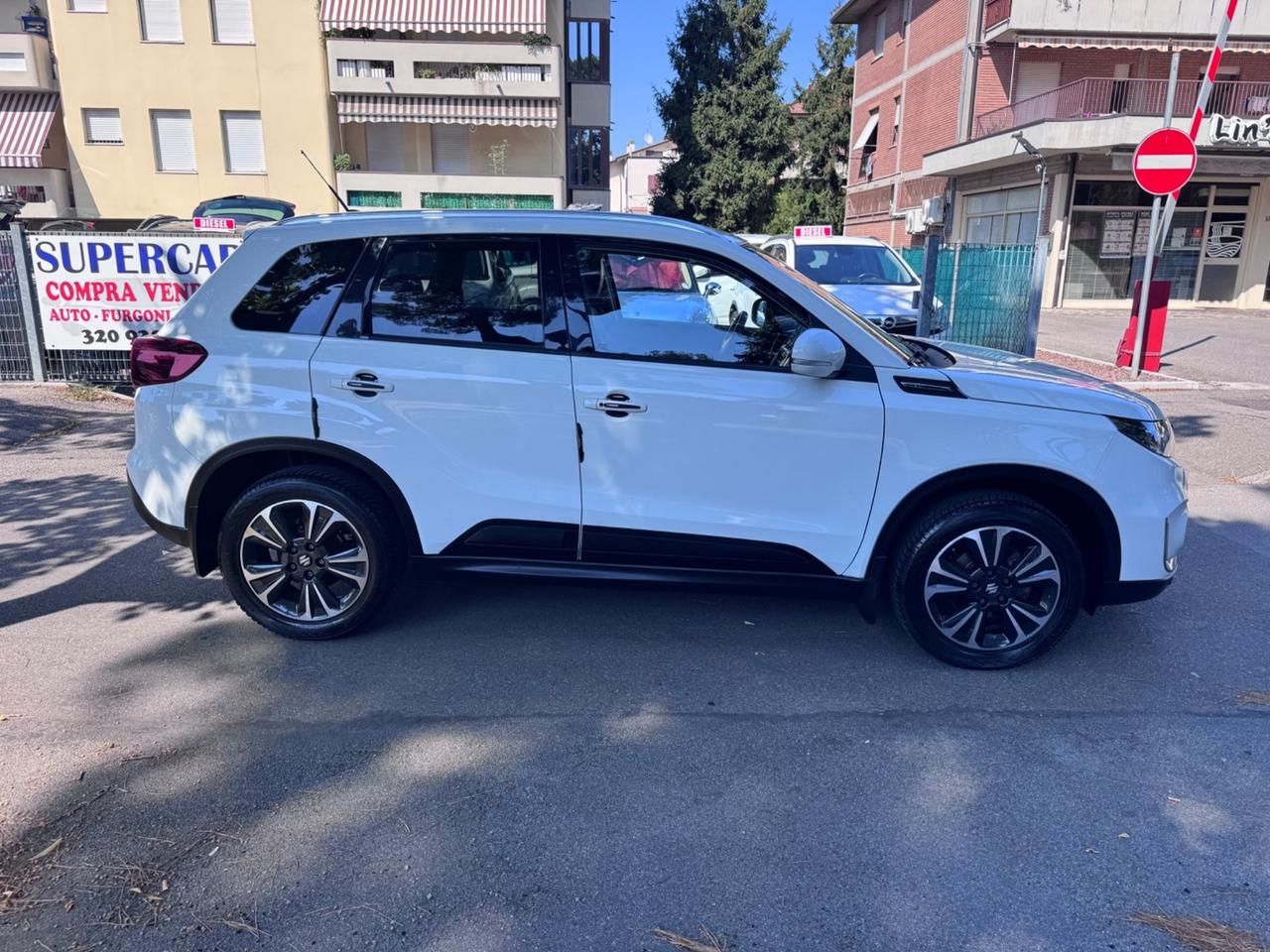 Suzuki Vitara 1.4 4WD gancio traino garanzia 12 mesi