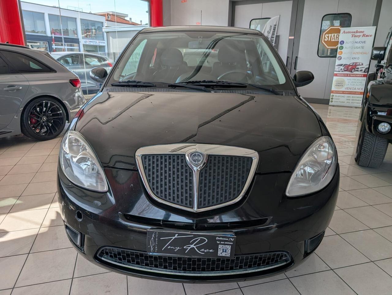 Lancia Ypsilon 1.3 MJT 75 CV