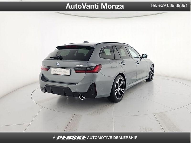 BMW Serie 3 318d Touring mhev 48V MSport auto con gancio traino