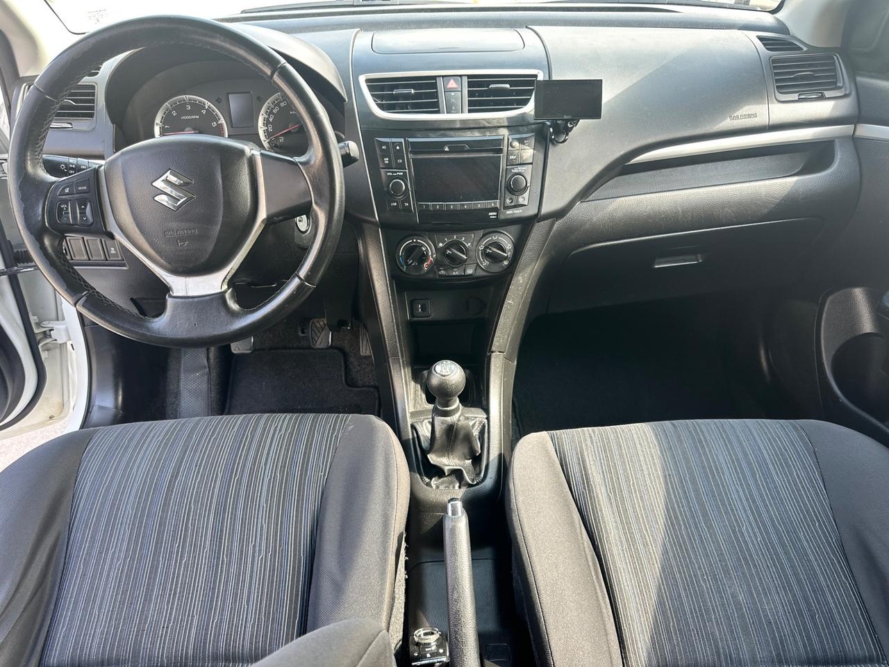 Suzuki Swift 1.3 DDiS 5 porte B-Cool Bi-Color